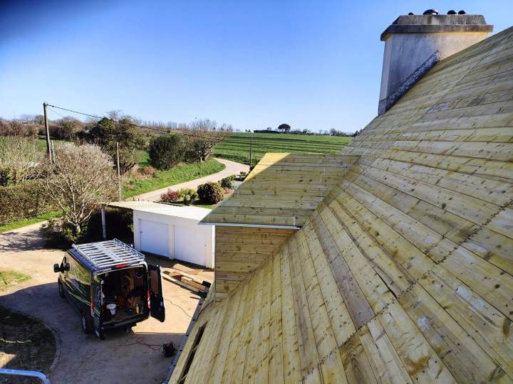 Structure et extension de maison en bois